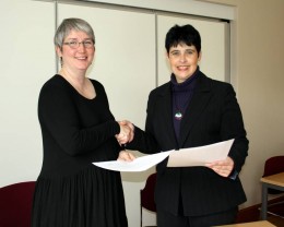 Guðrún Helgadóttir og Katrín María Andrésdóttir
