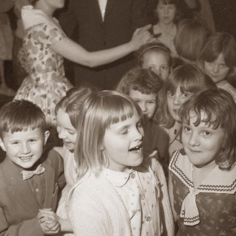 Barnaball í Bifröst á tímabilinu 1960-1965. Ljósmynd frá Stefáni B. Pedersen.