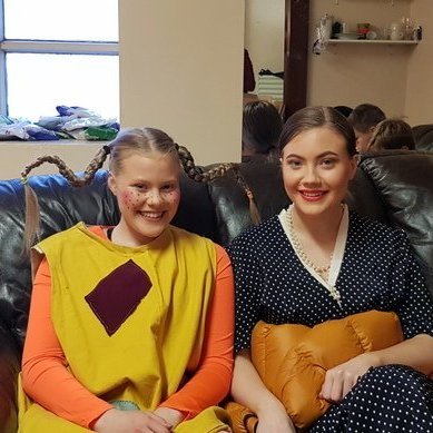 Systurnar Flóra Rún og Guðmunda Góa.