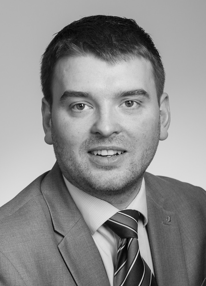Ásmundur Einar Daðason er einn um að bjóða fram krafta sína í fyrsta sætið eftir að Gunnar Bragi Sveinsson sagði skilið við flokkinn.