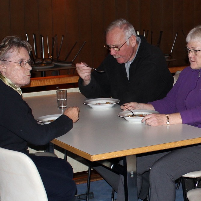 Vel mætt í fjöldahjálparstöð í Ásbyrgi - Myndir