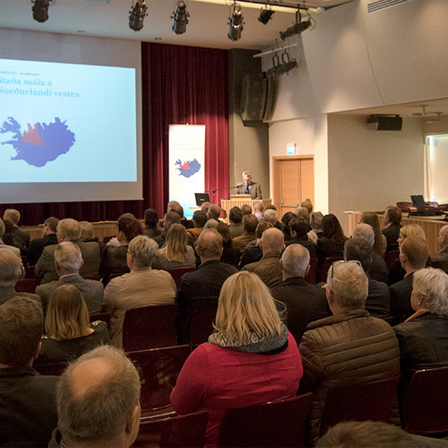 Fjölmennt var á ráðstefnunni í Miðgarði í gær. Mynd: Sigfús Ólafur Guðmundsson.