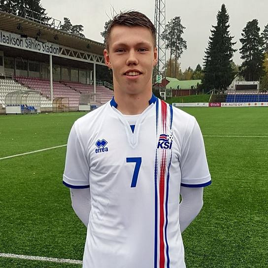 Jón Gísli í íslenska landsliðsbúningnum. Mynd af FB