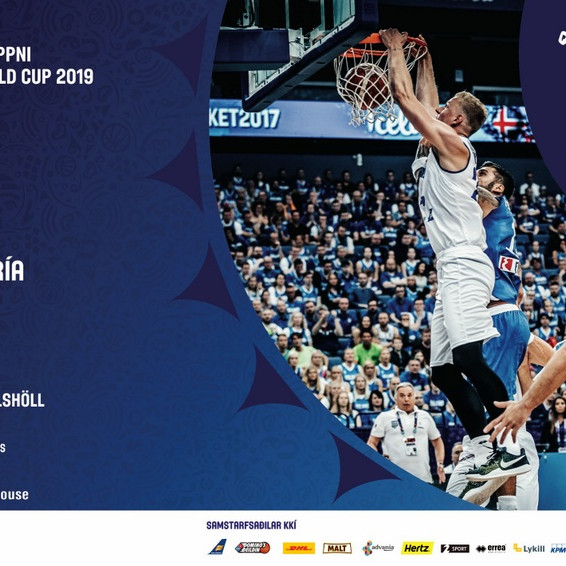 Tveir Stólar í körfuboltalandsliðinu