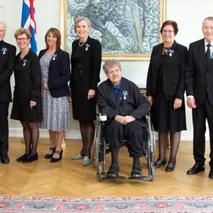 Á myndinni eru f.v. Sigurbjörg Björgvindsdóttir, Sigurjón Björnsson, Jónatan Hermannsson, Sigrún Stefánsdóttir, Bára Magnúsdóttir, Unnur Þorsteinsdóttir, Tryggvi Ólafsson, Eyrún Jónsdóttir, Jón Kristjánsson, Auður Axelsdóttir, Sigurgeir Guðmannsson. Mynd: Forseti.is