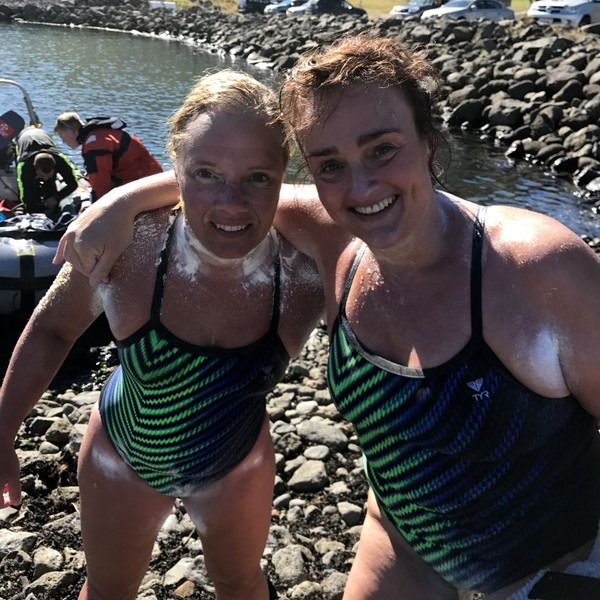 Sigrún Þuríður og Harpa Hrund eftir afrek dagsins. Mynd: Jóhannes Jónsson.