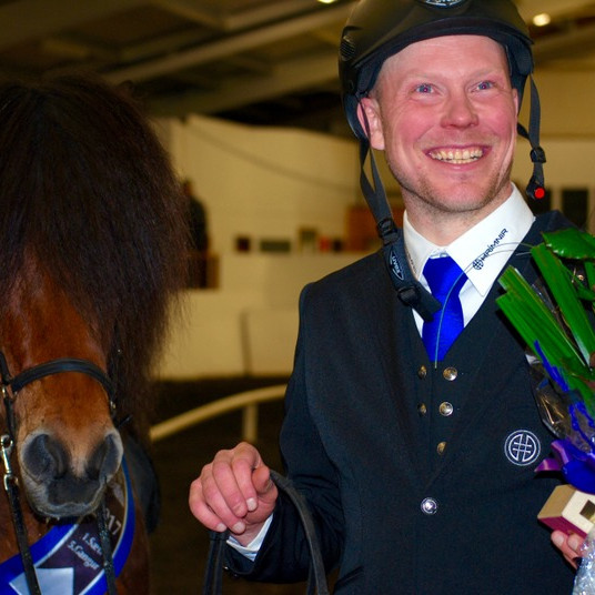 Þórarinn og Narri sigruðu í fimmgangskeppni KS-deildarinnar