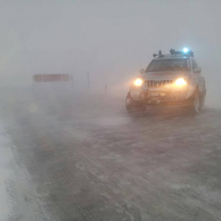Ekkert ferðaveður - lokað um Þverárfjall og Vatnsskarð