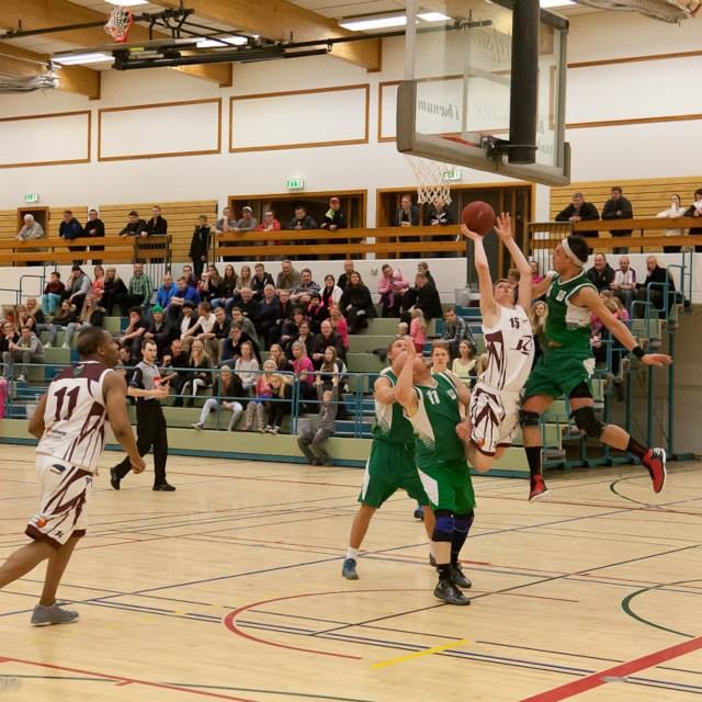 Laufléttur sigur í fyrsta leik Stólanna