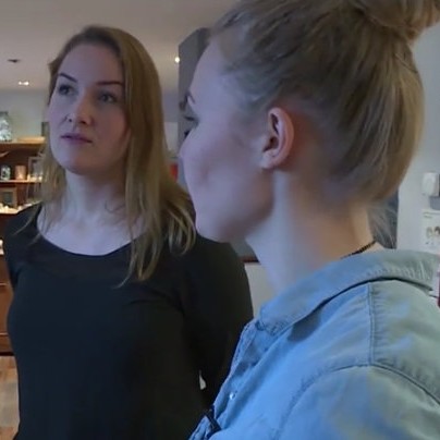 Berglind Þorsteinsdóttir ásamt Lilju í Sktrautmen í vinnustofunni hennar. Þangað er farið í öðrum þætti Fyrirmyndarfrumkvöðla.