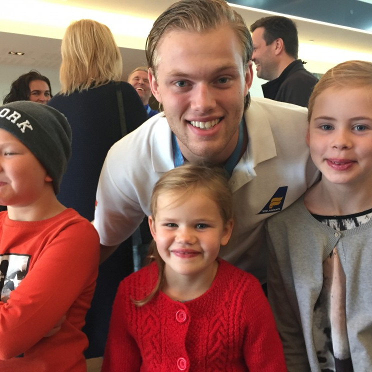 Arnar Freyr ásamt systkinum sínum/Aðsend mynd