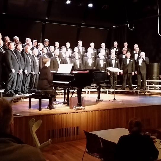 Karlakórinn Hreimur í Miðgarði. Mynd: Heimir.