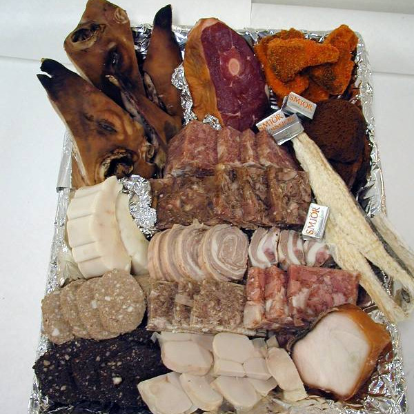 Bóndadagur er í dag og þar með hefst þorrinn.