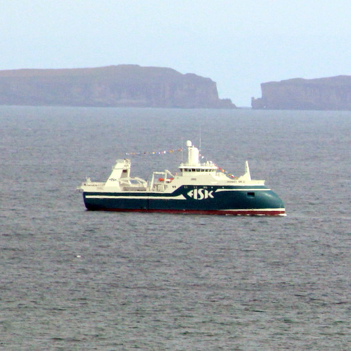 Drangey SK 2 á leið til hafnar. Mynd: PF.