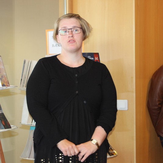 Lee Ann Maginnis er verkefnastjóri Upplýsingamiðstöðvar ferðamála í A-Hún. sem var formlega opnuð á Blönduósi í gær. Mynd: KSE