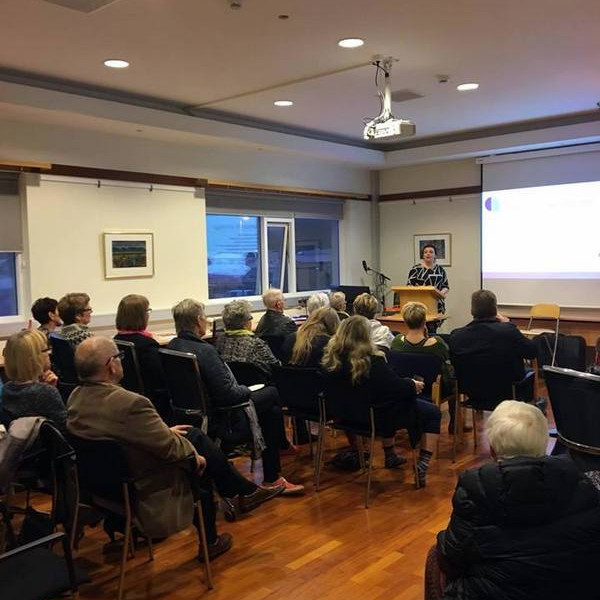 Um 30 gestir sóttu fundinn. Mynd: Facebooksíða Alzheimersamtakanna.