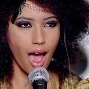 PEOPLE PLEASER / Andy Allo