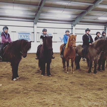 Verðlaunaafhending í barnaflokki. Mynd: thytur.net.