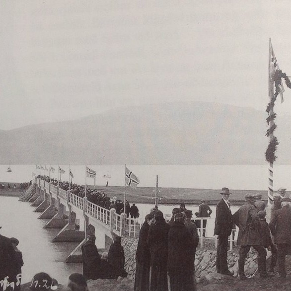 Frá vígsluathöfninni 1926/Mynd:Tekin frá FB-síðunni Sauðárkrókur - bærinn undir Nöfunum