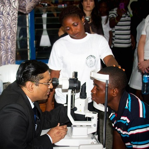 Fisk Seafood styrkir fátæka til augnaðgerða í Nígeríu