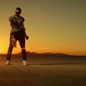 DON'T WAKE ME UP / Chris Brown