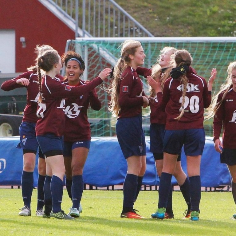 Tindastólsstelpurnar fagna sigri í síðasta leik/Mynd: ÓAB