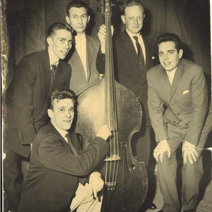 Gamlar kempur í hljómsveit Dægurlagakeppninnar. Mynd fengin af Facbook Huldu Jónasar sem drífur verkefnið 