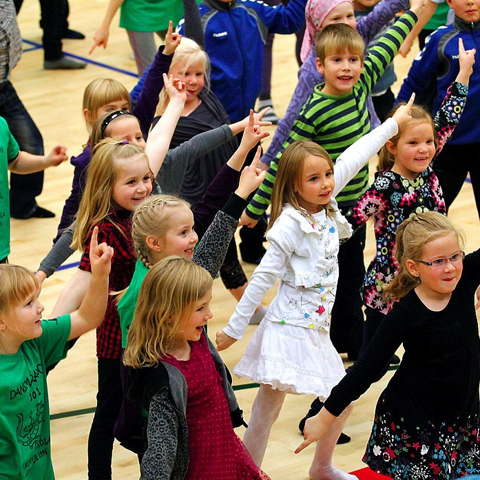 Allir voru að dansa