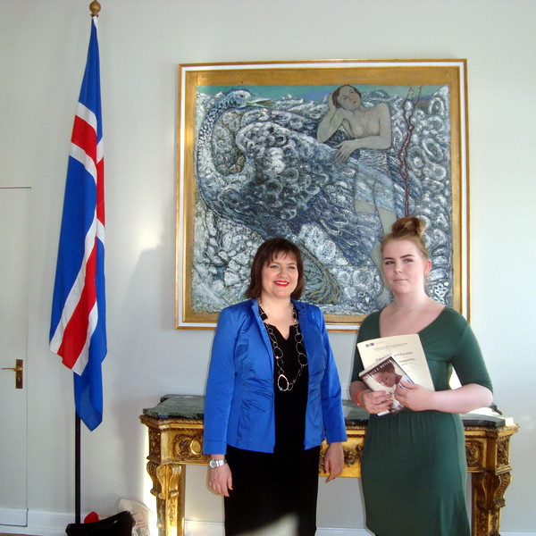 Laufey Lind ásamt forsetafrúnni Elizu Reid. Mynd:Höfðaskóli