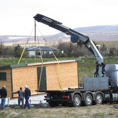 Fuglaskoðunarhús sett niður á Einarsnesi