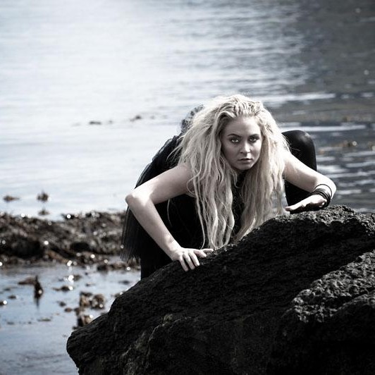 Jens Guð skrifar um færeysku söngkonuna á Íslandi