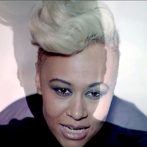 NEXT TO ME / Emeli Sandé