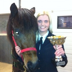 Sigur á mótinu svellkaldar konur