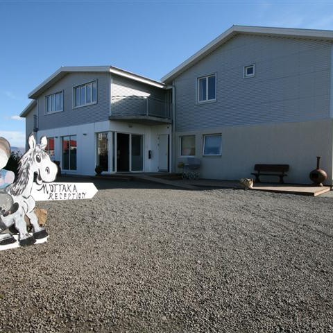 Samið verði við Gauksmýri um skólamáltíðir