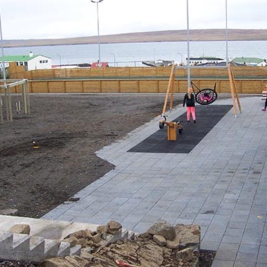 Framkvæmdir á lóð Grunnskóla Húnaþings vestra