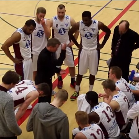 Frá leik Tindastóls og Hauka fimmtudaginn 29. október. Skjáskot úr myndskeiði.