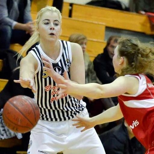 Helga Einarsdóttir í landsliðið