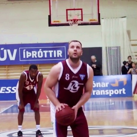 Hörkuspennandi leikur Stólanna og KR í DHL höllinni - FeykirTV