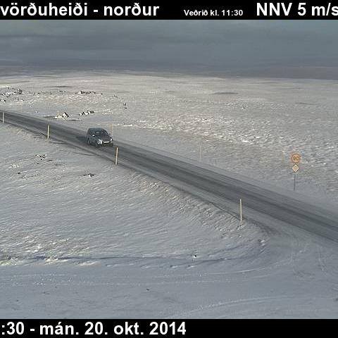 Vaxandi norðanátt með snjókomu