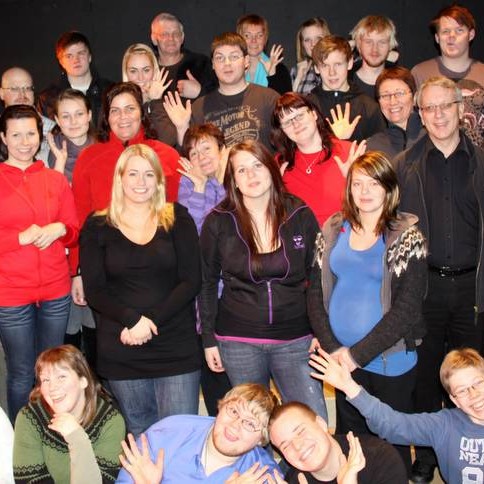 Rjúkandi ráð Sæluvikuleikritið 2014