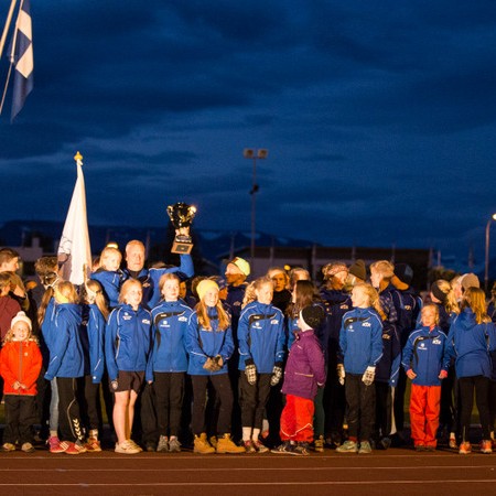 Fyrirmyndarbikarinn og Sigurðarbikarinn afhentir