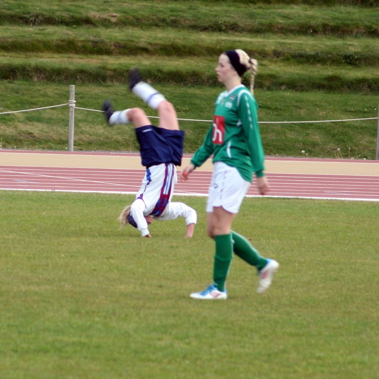 M.fl. kvenna og 3. flokkur karla spila kl.18 og 20 í kvöld