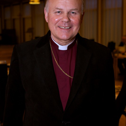 Sr. Jón Aðalsteinn vígslubiskup á Hólum, lætur af störfum