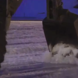 Aldrei séð jafnmikinn klaka á vellinum