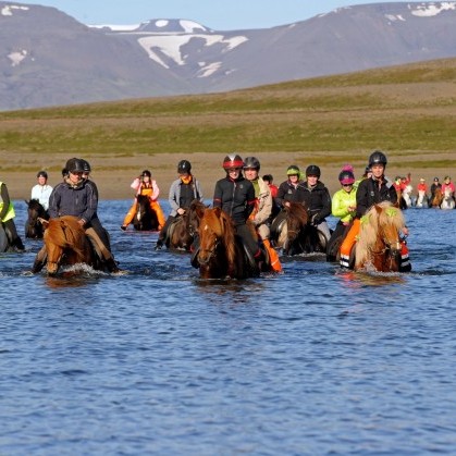 Húnvetnskar konur í árlegri kvennareið