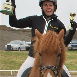 Eline og Laufi. Mynd: Neisti.net.