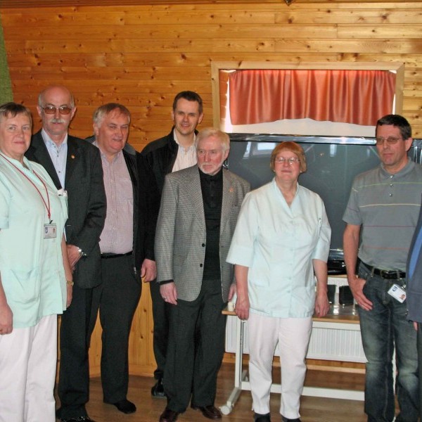 Lionsmenn komu færandi hendi