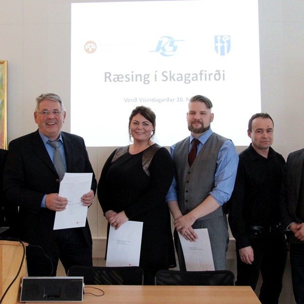 Tvö nýsköpunarverkefni deila fyrstu verðlaunum