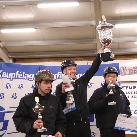 Bein útsending frá KS-Deildinni