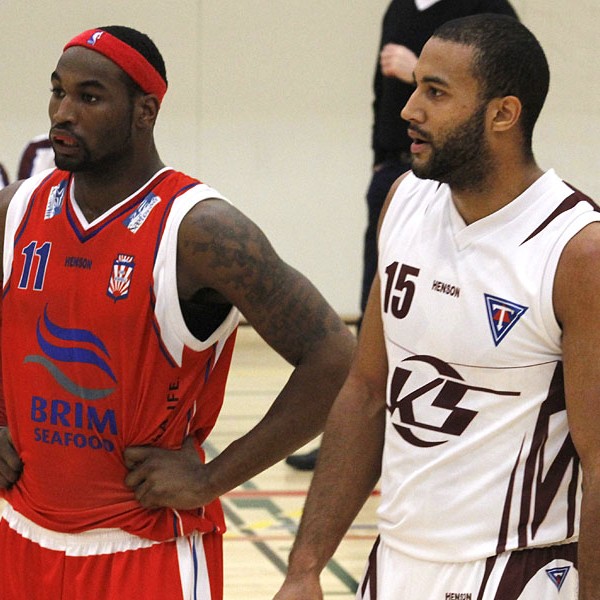 Frábær sigur Stólanna í Ljónagryfju Njarðvíkinga